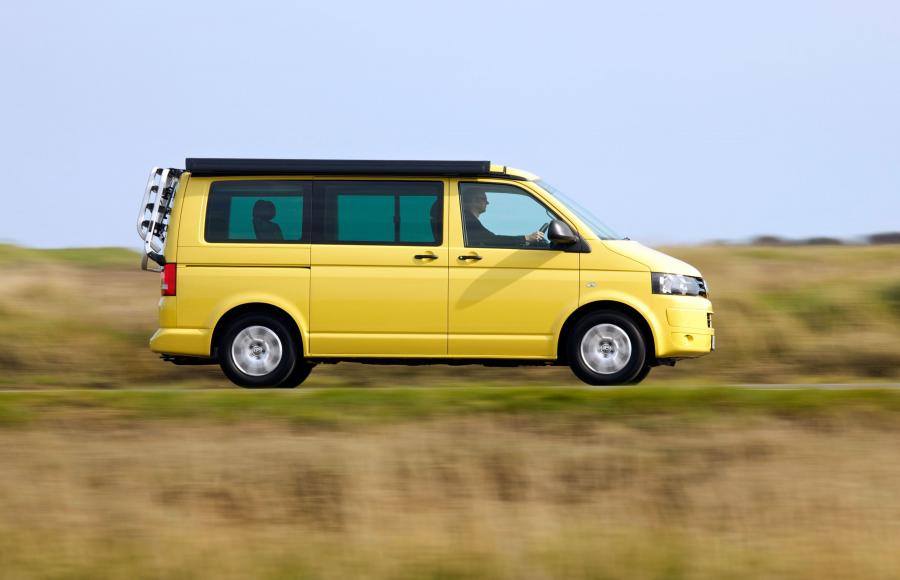  Volkswagen California (T5) 2012 года  (UK) (фото 28 из 39)